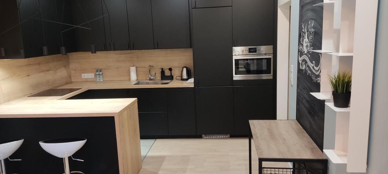Be My Guest- Fontany Luxury Apartment Metro Wi-Fi Free Parking Zone Varsovie Extérieur photo