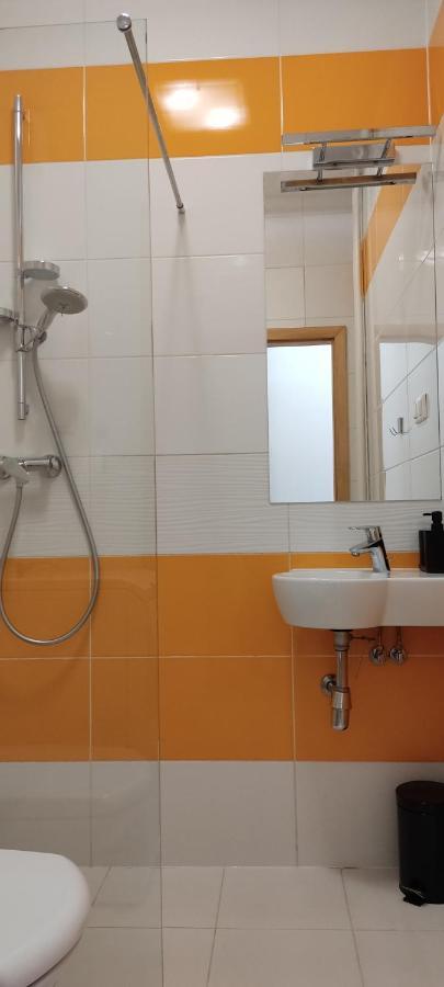 Be My Guest- Fontany Luxury Apartment Metro Wi-Fi Free Parking Zone Varsovie Extérieur photo