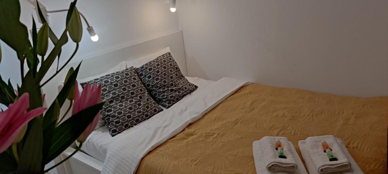 Be My Guest- Fontany Luxury Apartment Metro Wi-Fi Free Parking Zone Varsovie Extérieur photo